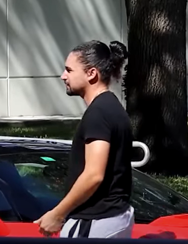 T2010017 Gold Digger Prank part2