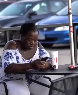 T0511007 You To Old To Be Still Gold Digging part2