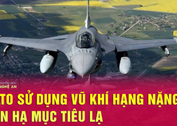 TIÊM KÍCH F-16 bắn hạ dứt khoát MỤC TIÊU LẠ xâm nhập không phận đồng minh của UKRAINE